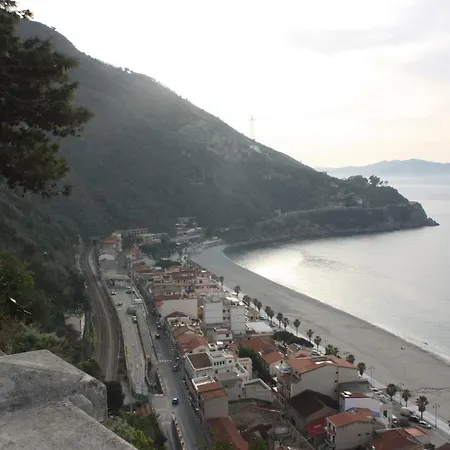 Gemma Del Sud Apartment Scilla