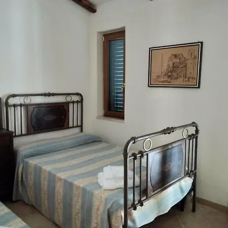 Gemma Del Sud 아파트 *